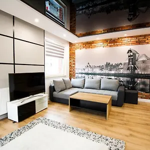 https://apartment-showtime.gdanskhotel.org
